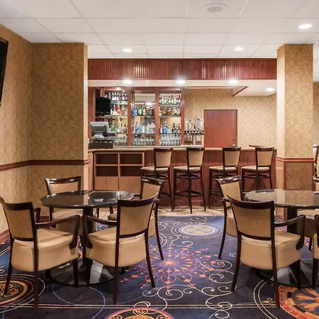 Capitol Plaza Hotel Jefferson City-2