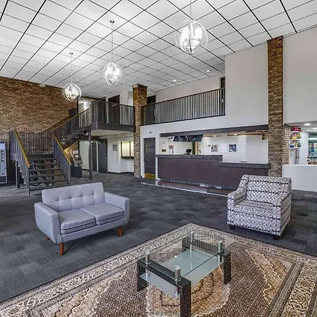 Travelodge By Wyndham Vernon Ct-2