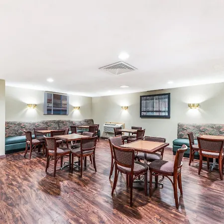 Red Carpet Inn & Suites-3