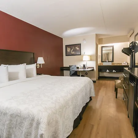 Red Roof Inn Plus+ Baltimore North - Timonium-2