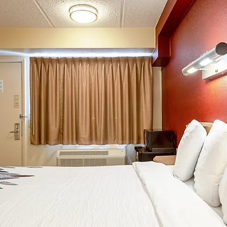 Red Roof Inn Huntington-3