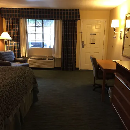 Days Inn By Wyndham New Braunfels-2
