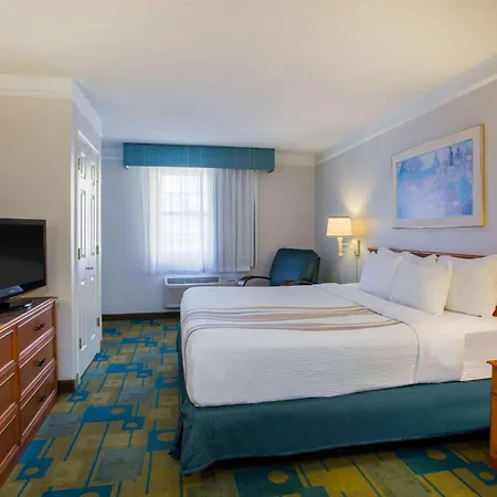 La Quinta Inn By Wyndham Norfolk Virginia Beach-3