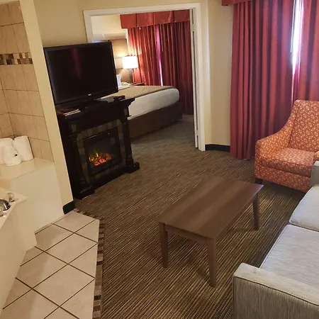 Birch Hill Suites Detroit-Warren-3