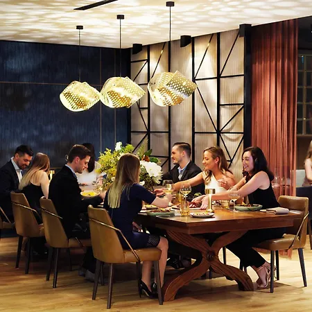 Four Seasons Hotel Sydney-2