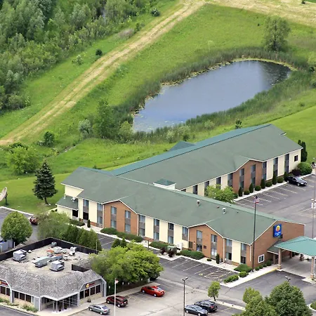 Clarion Pointe Racine - Mount Pleasant-2