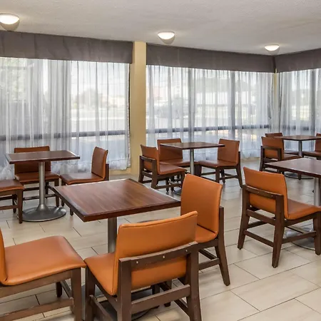 Days Inn By Wyndham Wilson-2