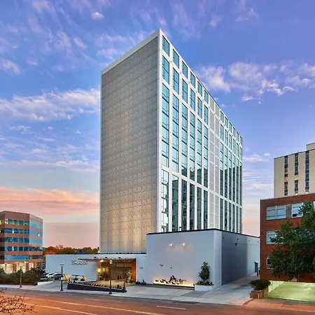 Le Meridien St. Louis Clayton-3