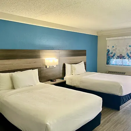 Ramada By Wyndham Westminster Denver-2