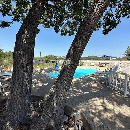 Home Suites Hill Country-2
