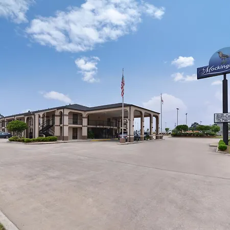 Mockingbird Inn & Suites-2
