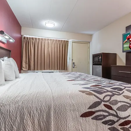 Red Roof Inn Merrillville-3