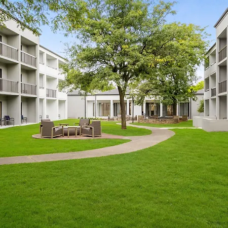 Courtyard Detroit Metro Airport Romulus-2
