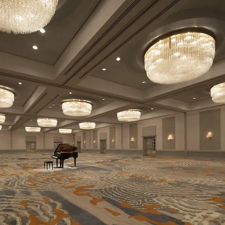 Hilton Daytona Beach Resort (Adults Only)-3