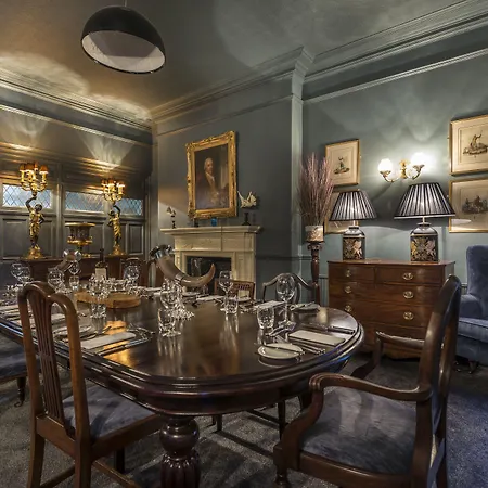 The Kings Head Hotel, Richmond, North Yorkshire - The Coaching Inn Group-2