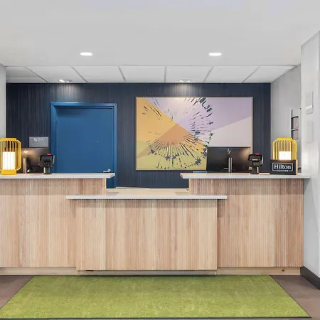Spark By Hilton Colorado Springs I 25 Central-2