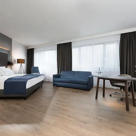 Holiday Inn Berlin City-West By Ihg-3