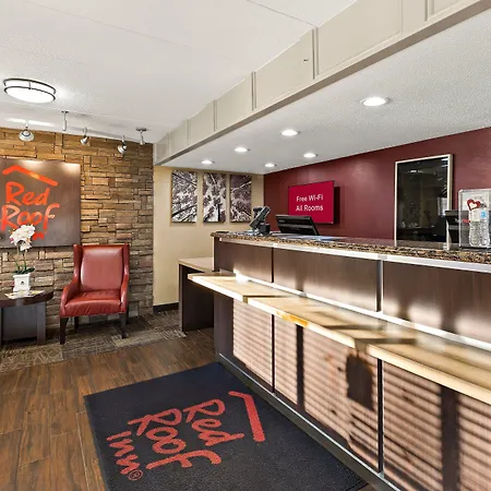 Red Roof Inn Cleveland - Independence-2
