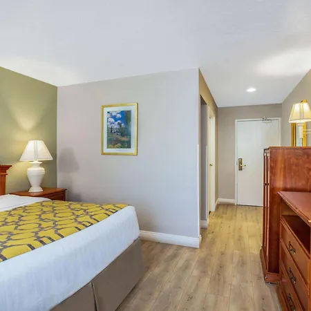 Baymont By Wyndham Tehachapi-2