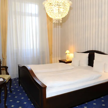 HELIOPARK Bad Hotel Zum Hirsch-2