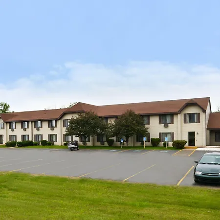 Travelodge By Wyndham Ishpeming/Marquette-3