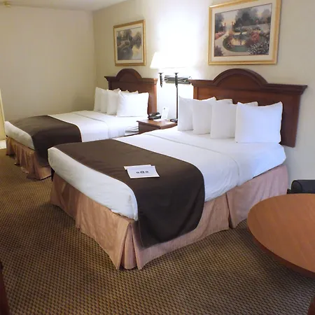 Days Inn By Wyndham Abilene-2