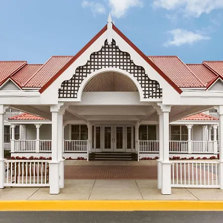 Country Inn & Suites By Radisson, Holland, Mi-3