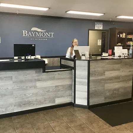 Baymont By Wyndham Bozeman-2