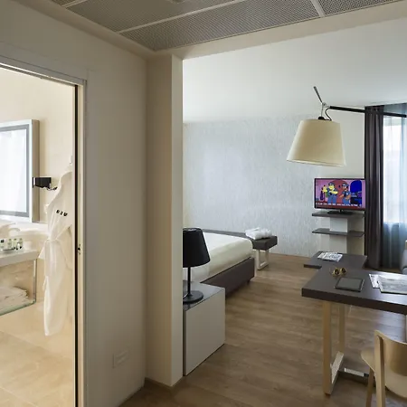 Una Hotels Century Milano-3