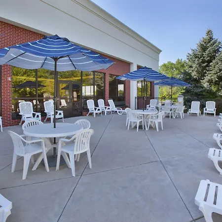 Hampton Inn Toledo-South/Maumee-2