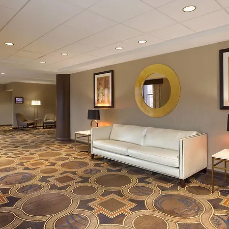 Sheraton Laguardia East Hotel-2