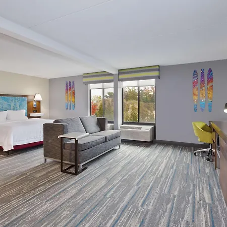 Hampton Inn Traverse City-3