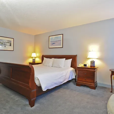 The Farmington Inn And Suites-2