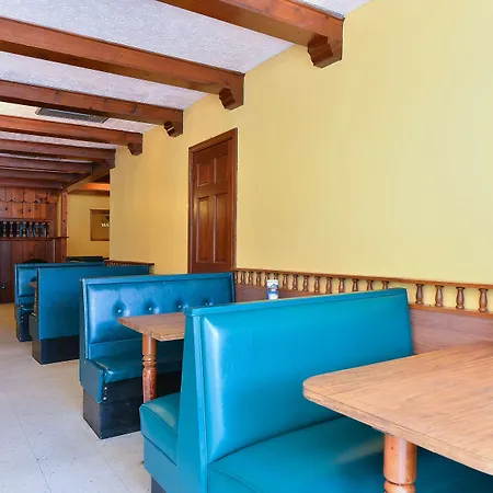 Americas Best Value Inn Suites South Boston-3