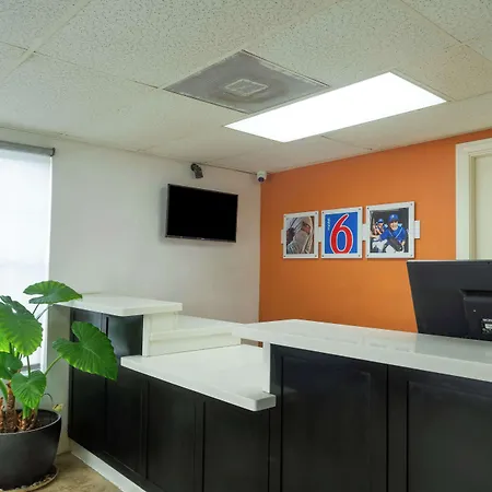 Motel 6-Livingston, Tx-2