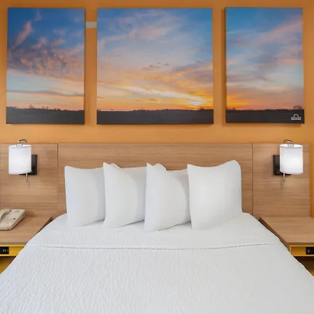 Days Inn By Wyndham Rockford I-90 Walking Distance To Casino-2