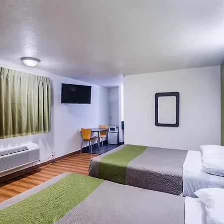 Motel 6-Childress, Tx-2