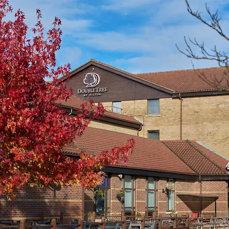 Doubletree By Hilton Swindon Hotel-3