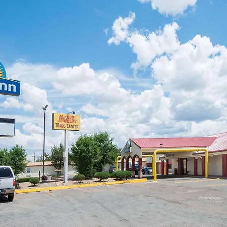 Days Inn By Wyndham Gallup-3