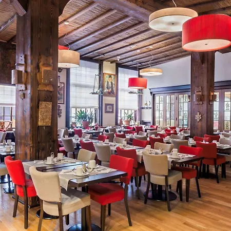 Best Western Plus Monopole Metropole-3