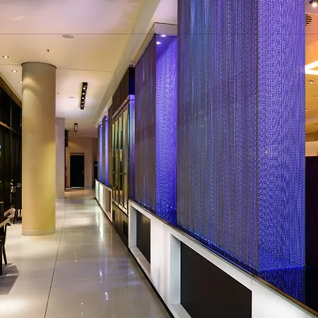 Radisson Blu Hotel, Hamburg-2
