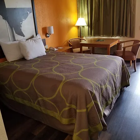 Super 8 By Wyndham El Paso Airport-3
