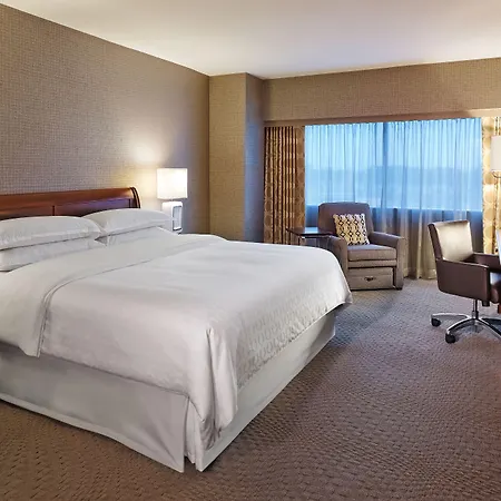Sheraton Detroit Novi-3