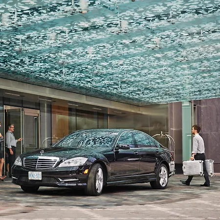 Four Seasons Hotel Toronto-3