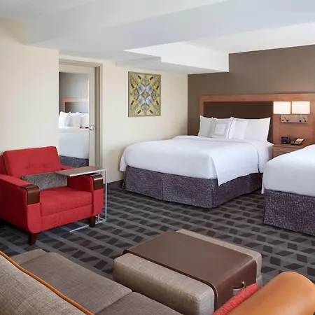 Towneplace Suites By Marriott Windsor-3