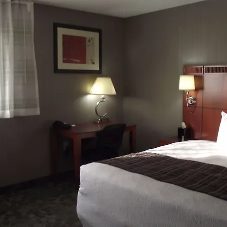 Country Inn & Suites By Radisson, Delta Park North Portland-3