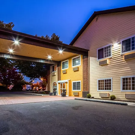 Best Western Plus Meridian-2