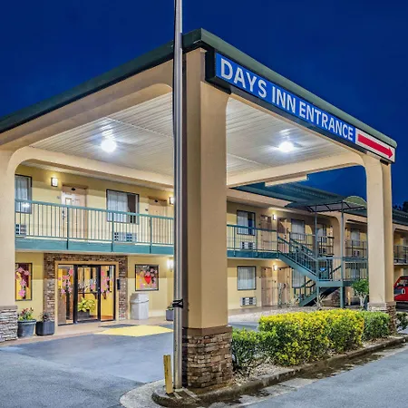 Days Inn By Wyndham Macon I-475-3