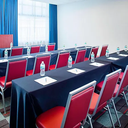 Four Points By Sheraton Philadelphia Airport-3