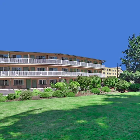 Riverfront Inn Roseburg-3